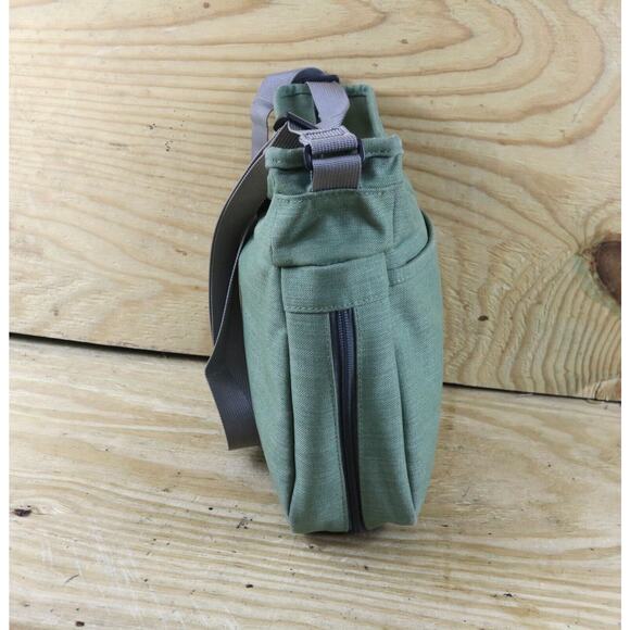 LL Bean Crossbody Womens Green Wayside II Shoulder Zip Around Bag - Picture 4 of 9